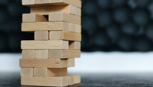 How to Choose Modular Monolith vs. Microservices Architectur…